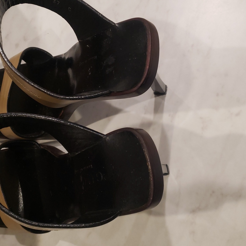 Gucci Leather Sandals Double Strap.   4" Heel Size 7 Tan Color - Picture 9 of 10
